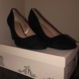 A NEW DAY WEDGE PUMPS